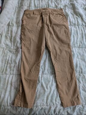 Old Navy Women's Khaki Straight-Leg Chinos - Tan